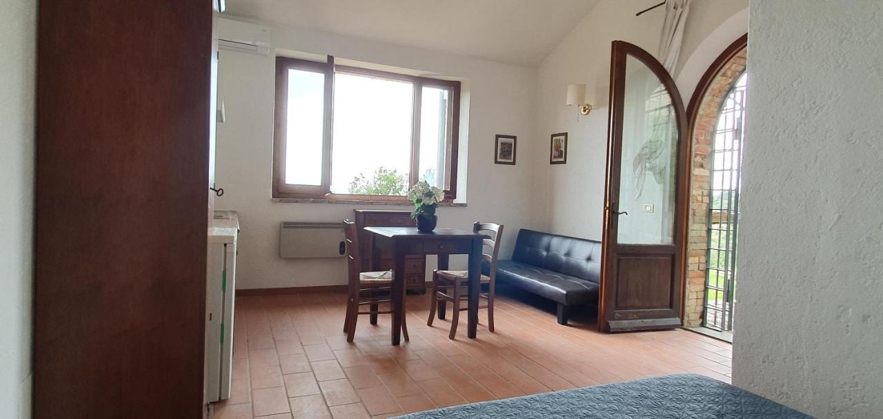 Poloturisticoumbria Rustico Con Piscina Vista Lago Passignano sul Trasimeno Exterior foto