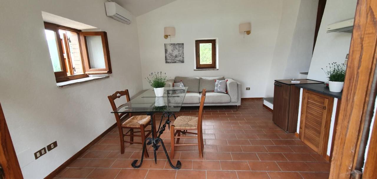 Poloturisticoumbria Rustico Con Piscina Vista Lago Passignano sul Trasimeno Exterior foto